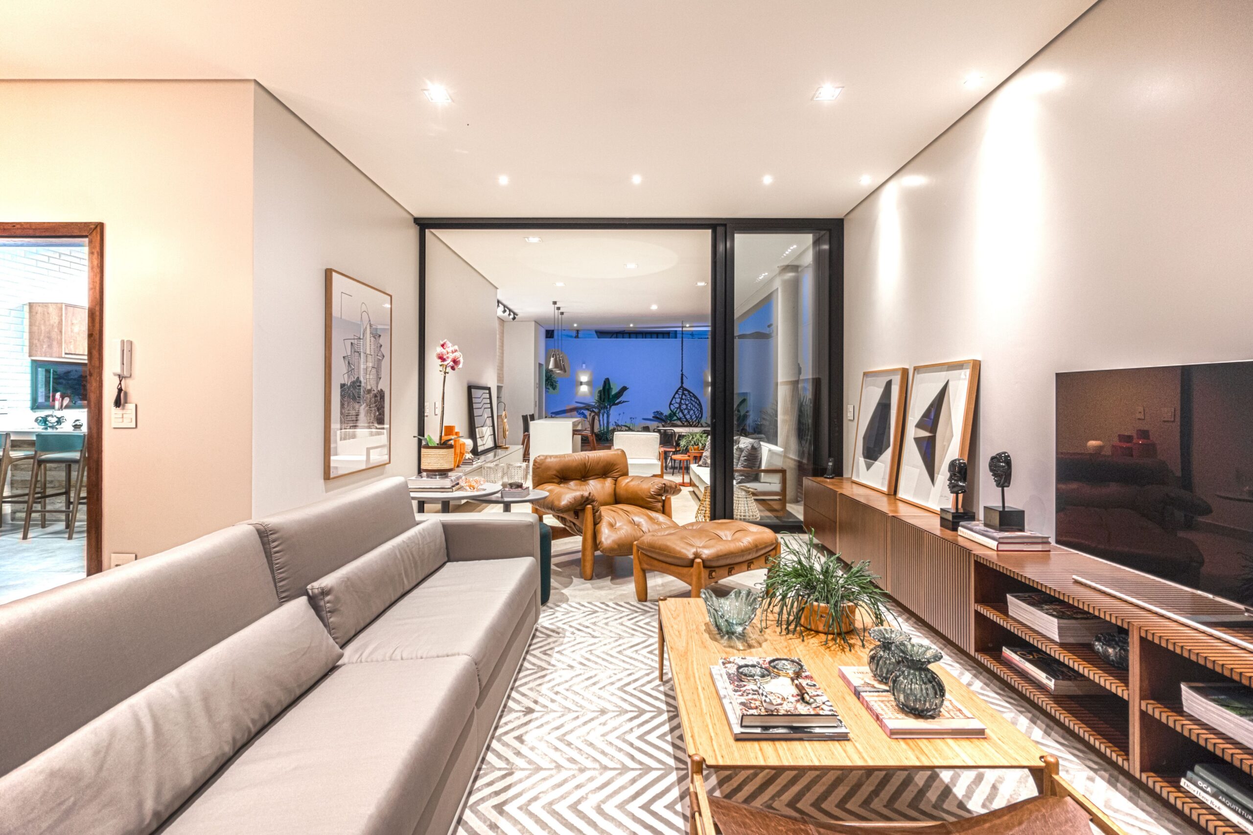 7 Tendências de Decoração que Vão Transformar a sua Sala Gastando Pouco